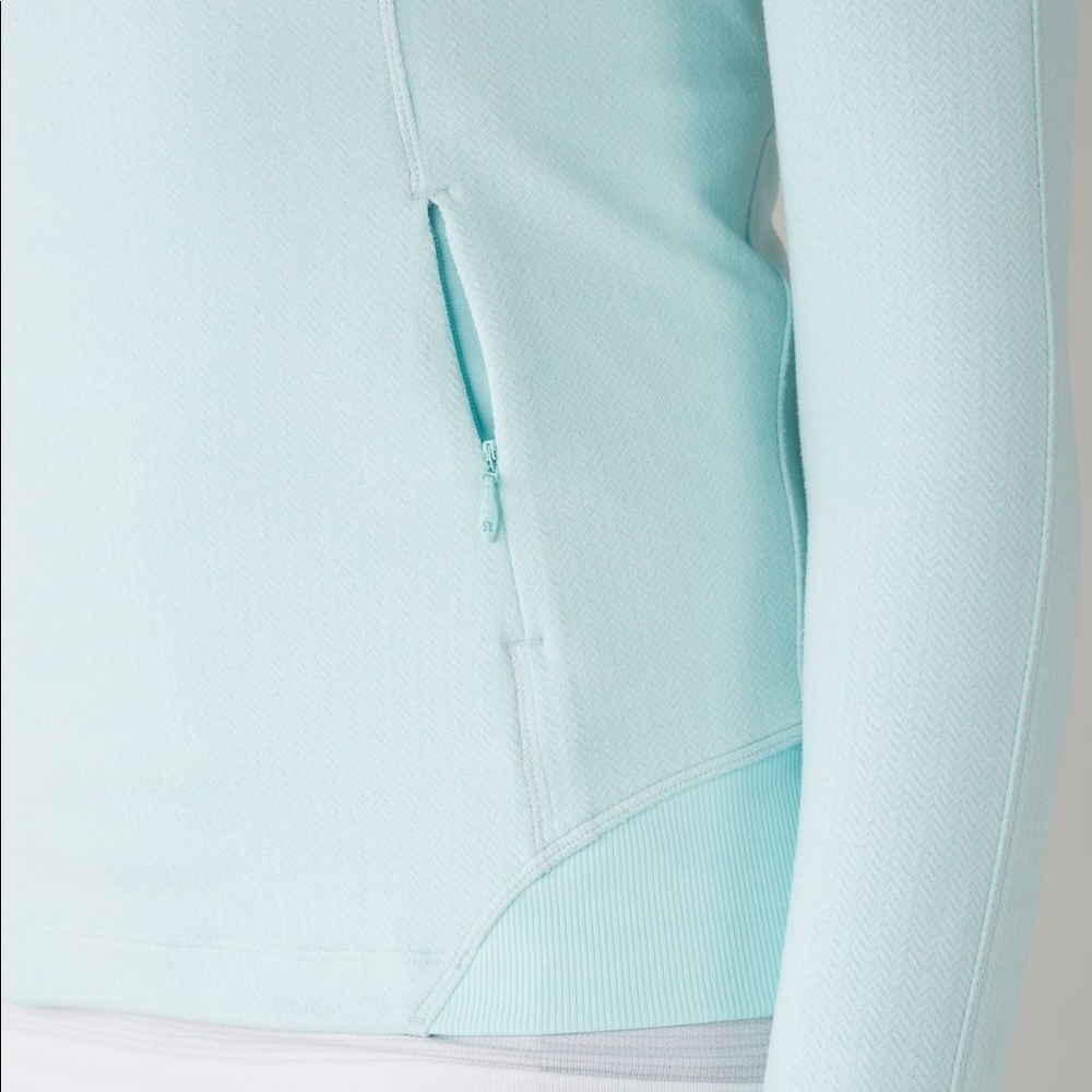 Lululemon Runderful Jacket - Picture 7 of 15